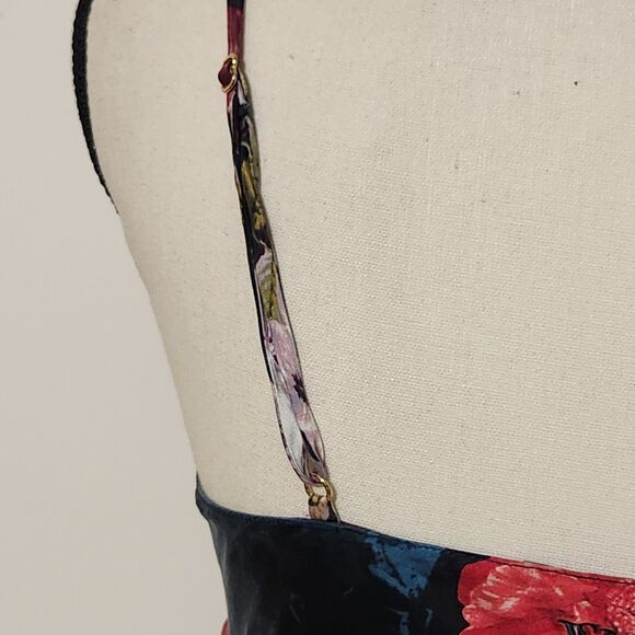 Victorias Secret Boho Silk Floral Cami Tank Top sz XS - Picture 8 of 9
